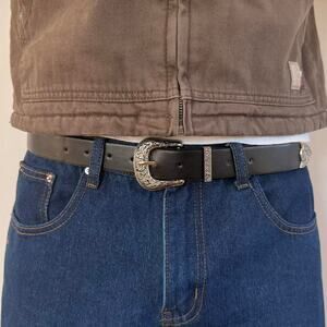 Y2k vintage style black